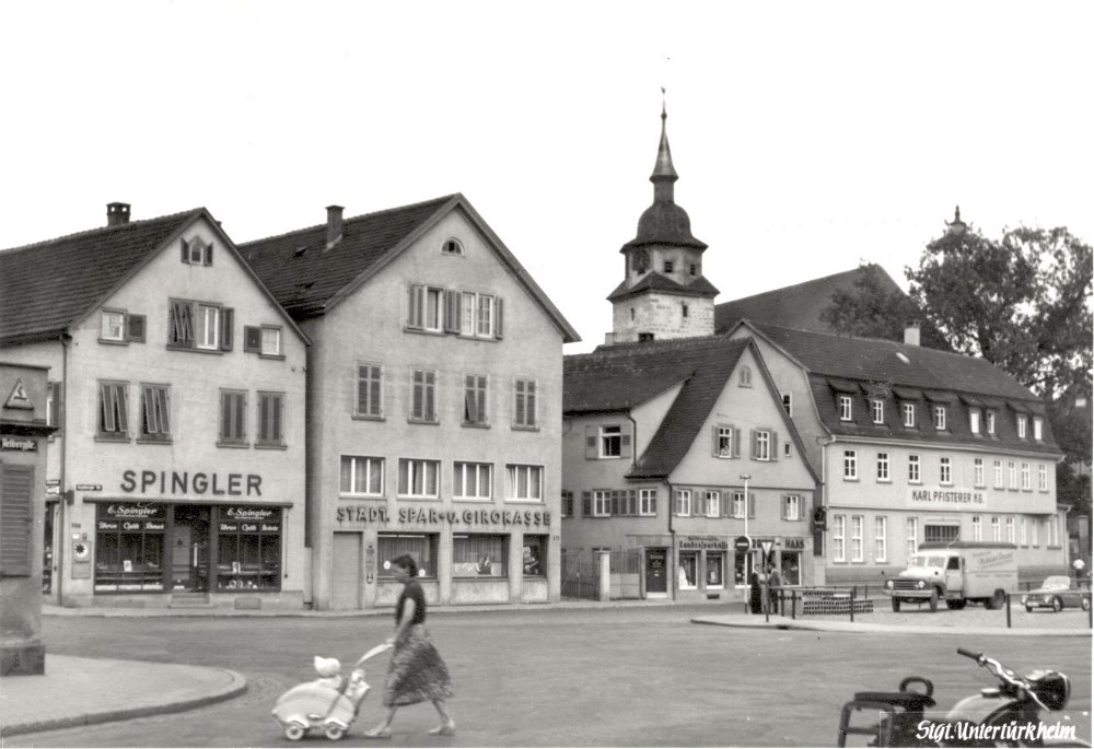 Leonhard-Schmidt-Platz 